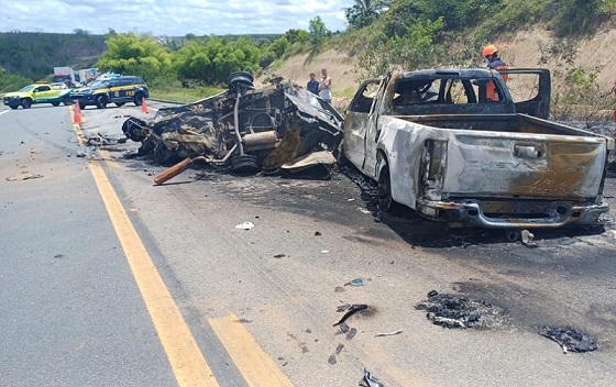 Tragédia na BR-101: perícia identifica três vítimas de acidente em Mucuri