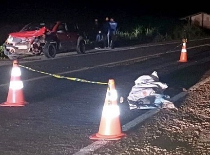 Ciclista morre após ser atropelado na BR-101 em Itabela