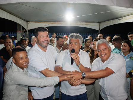 Alcobaça celebra maior entrega de equipamentos da história do município