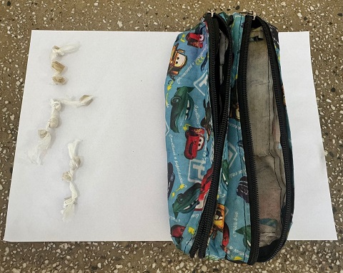 Homem preso com pedras de crack em Teixeira de Freitas