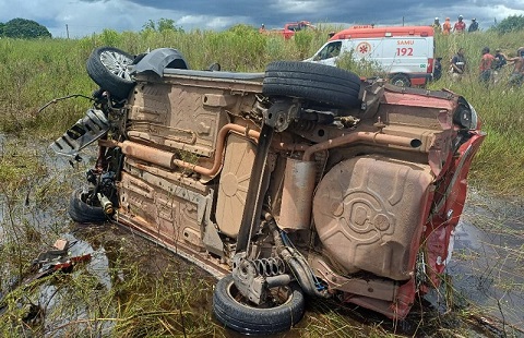 Acidente grave em Caravelas deixa motorista ferido