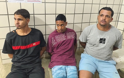 Trio suspeito de tráfico de drogas é preso pela PM em Ibirapuã