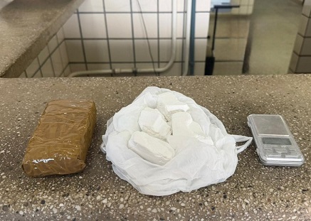 PM apreende mais de 650 gramas de drogas após perseguição no Estância Biquíni, em Teixeira de Freitas