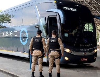 Homem procurado por violência doméstica é preso na rodoviária de Eunápolis