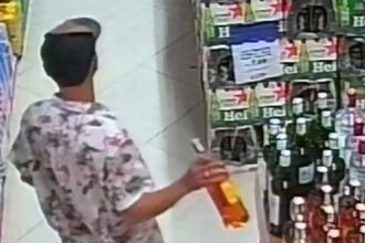 Homem é preso após ser filmado furtando facas e uísque em lojas no centro de Eunápolis